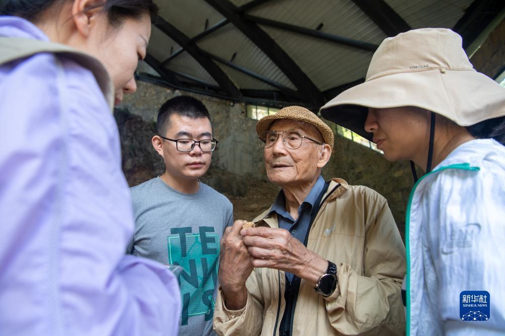 腾龙娱乐开户